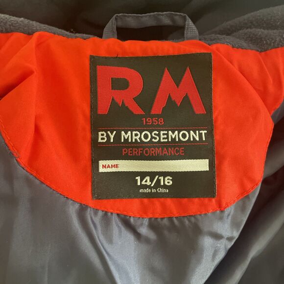RM, youth red puffer jacket, size 14/16 - Picture 8 of 9
